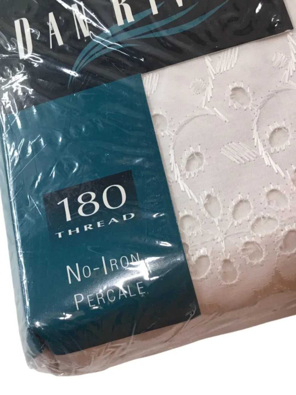 Dan River NOS No Iron Percale Sheet Set White Eyelet Full Double 180 Thread Ct
